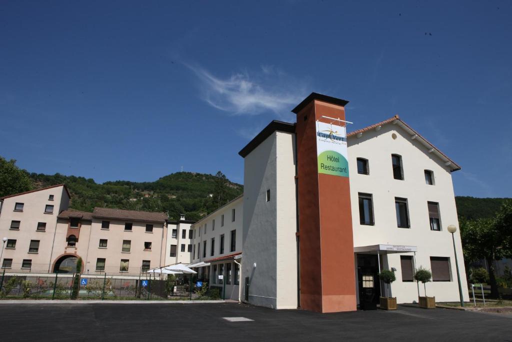 Hotel Cap Vert En Aveyron Saint-Affrique Exterior photo